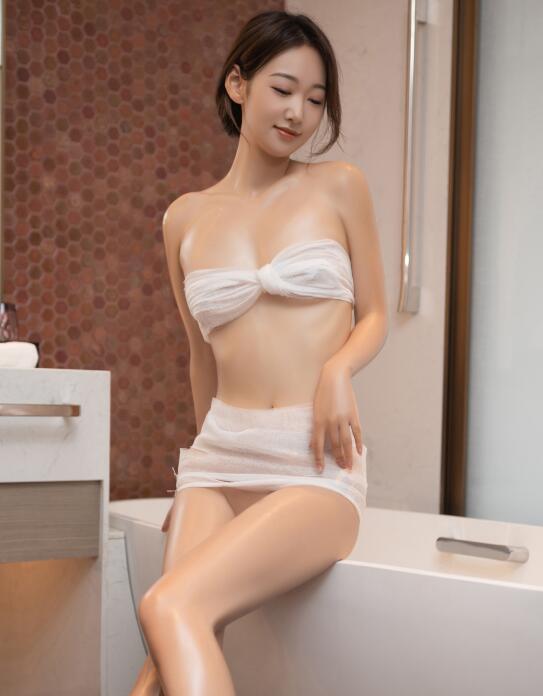  天天爽亚洲中文字幕,亚洲色综合狠狠综合区,揉着我的奶从后面进去视频,日韩一区二区三区